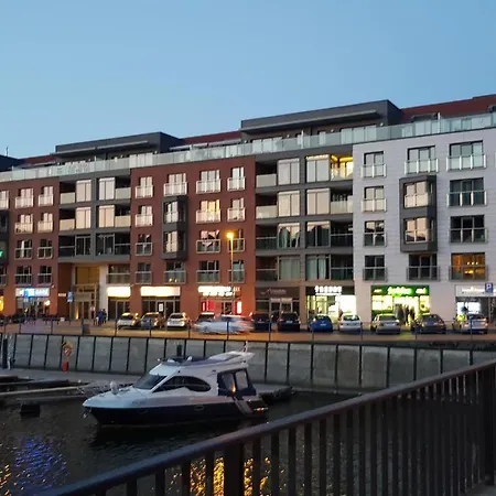 Waterlane W Oknami Na Rzeke - Marina View - Comfy Apartment Danzig