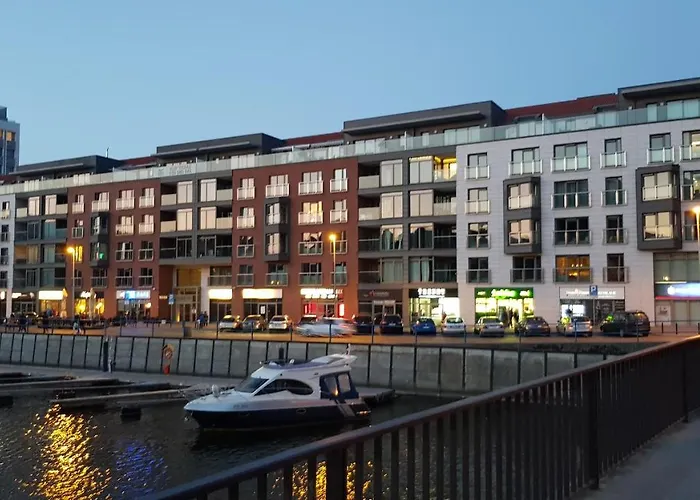 Waterlane W Oknami Na Rzeke - Marina View - Comfy 아파트 그단스크